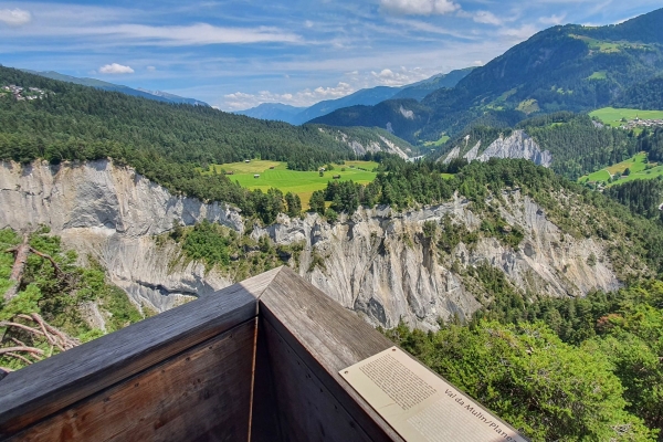 Angebot Krebsliga Graubünden: Natur pur - gekrönt von eindrucksvoller Aussicht